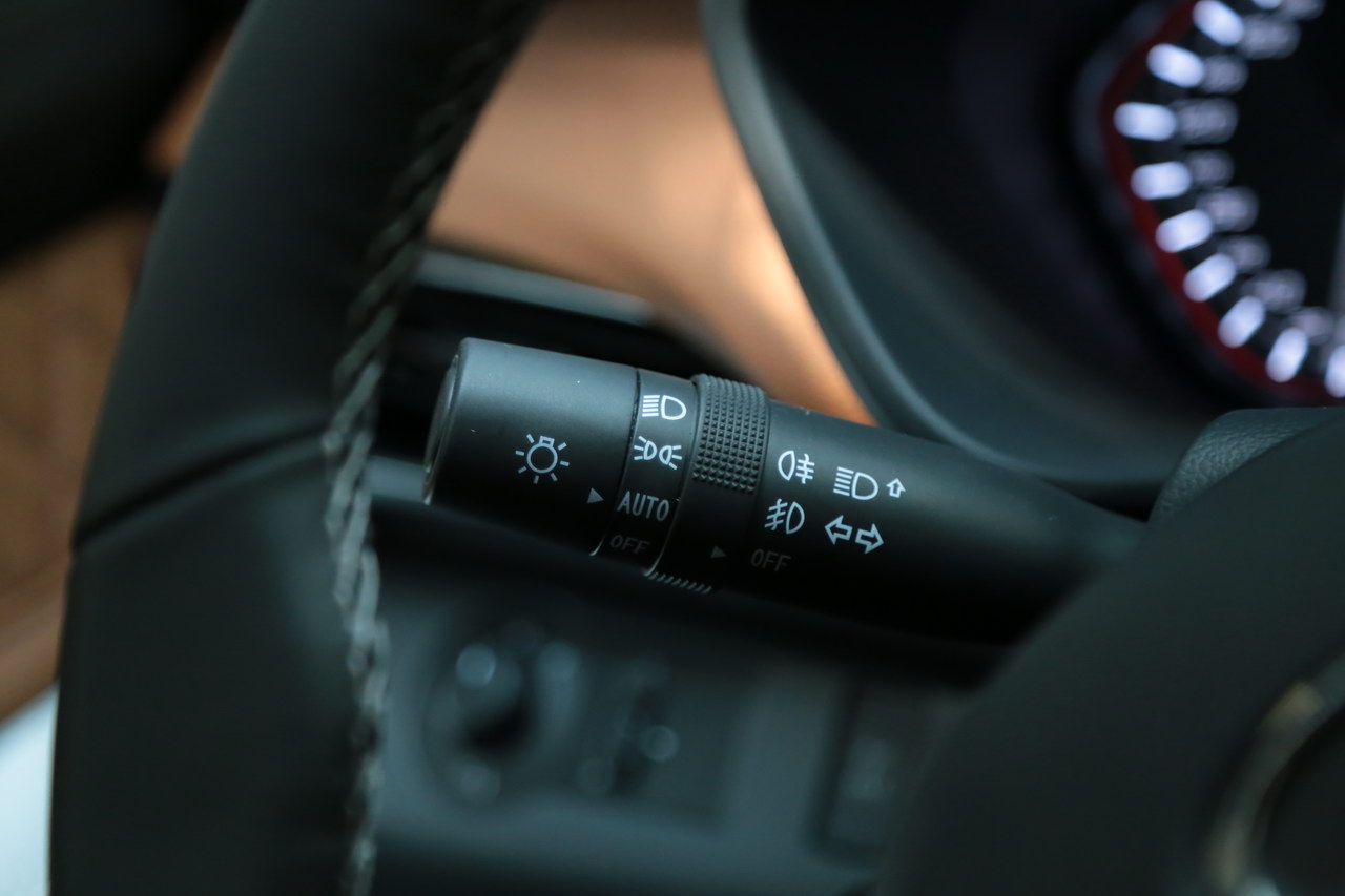 2017上汽大通D90 2.0TGI自动四驱高配版