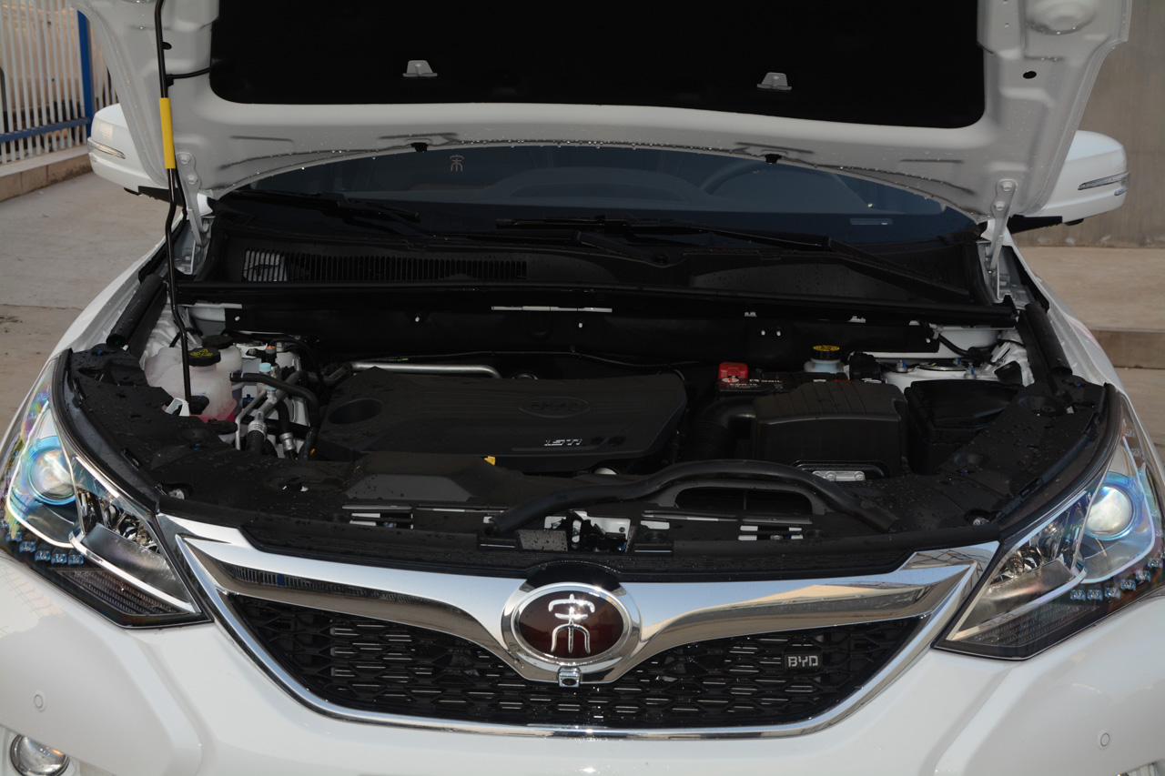 2017款比亚迪宋盖世升级版1.5TID自动精英型