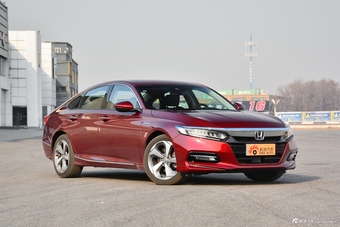 2018款本田雅阁锐·混动2.0L自动锐尊版