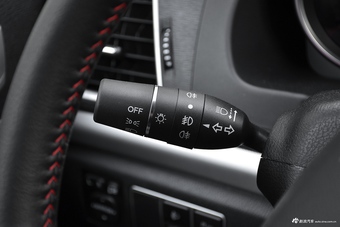 2017款哈弗H6运动版1.5T手动两驱精英型蓝标