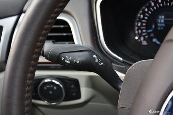 2017款蒙迪欧2.0T自动旗舰型