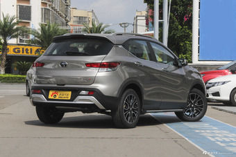 2018款东南DX3 1.5T自动尊贵型