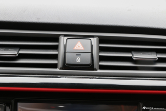 2018款起亚KX CROSS 1.6L自动灵动天窗版