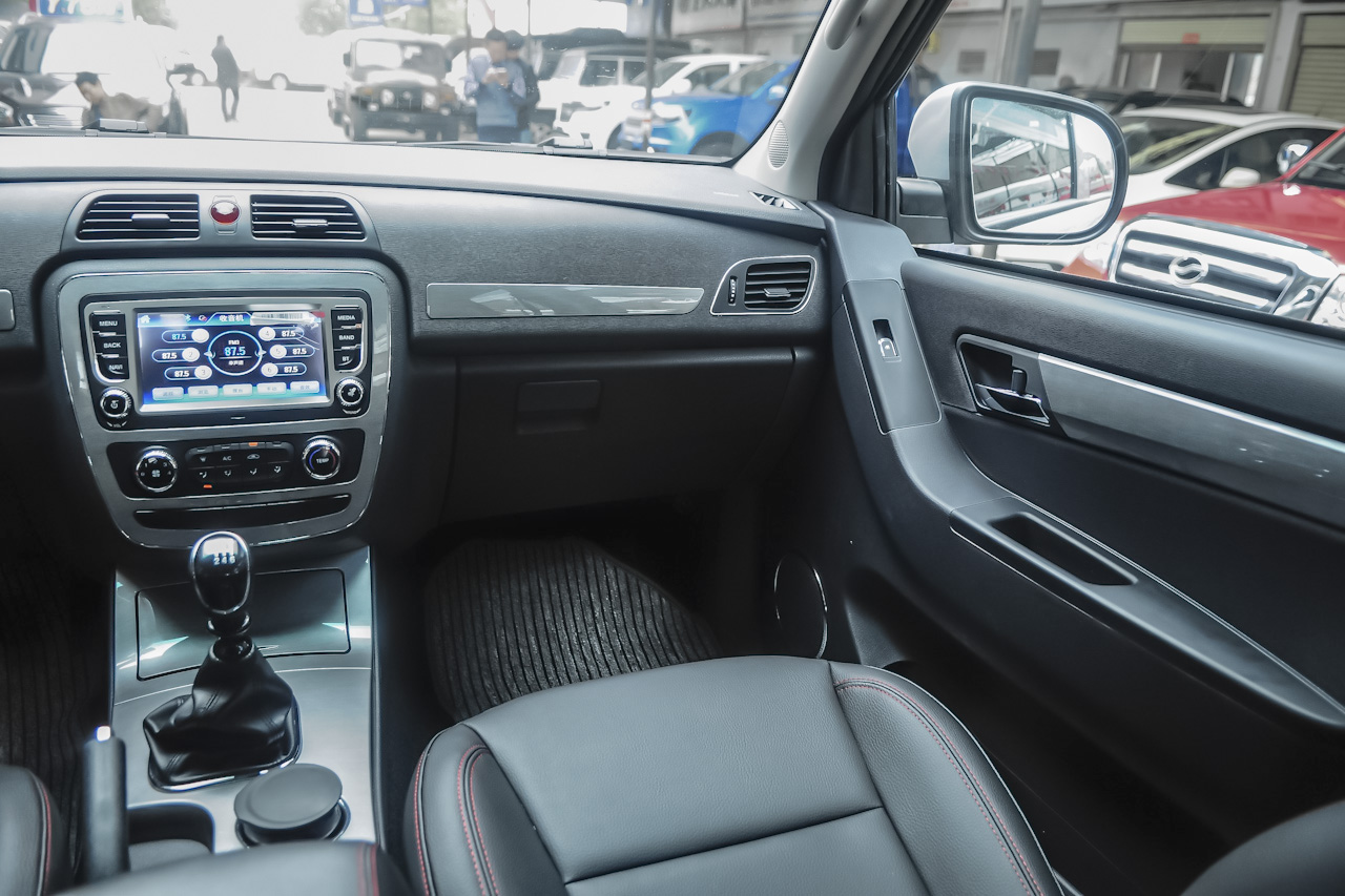 2016款 帅铃T6 2.0T柴油旗舰型D19TCID7