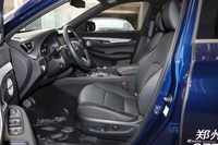 2018款英菲尼迪QX50 2.0T自动四驱豪华版