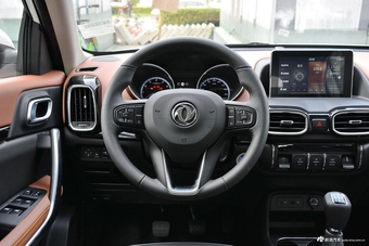 2017款风神AX4 1.6L手动潮悦型