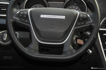  2017款猎豹CS10 2.0T手动卓越型