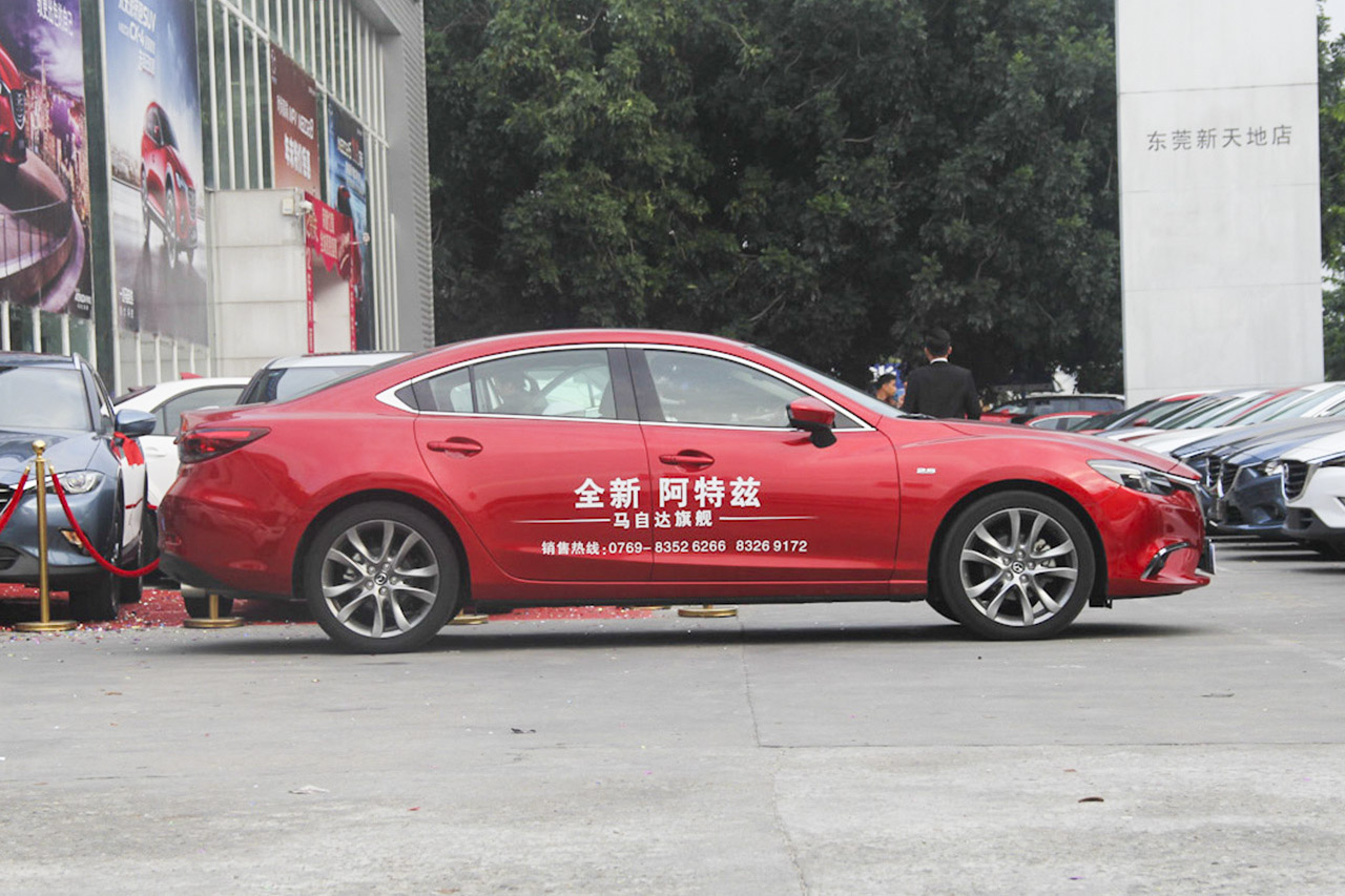 2017款阿特兹2.5L自动蓝天至尊版