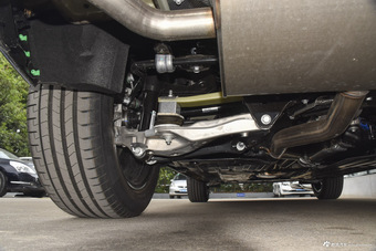 2018款沃尔沃XC60 2.0T自动四驱T5智雅豪华版