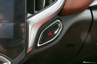 2018款中华V6 1.5T手动尊贵型