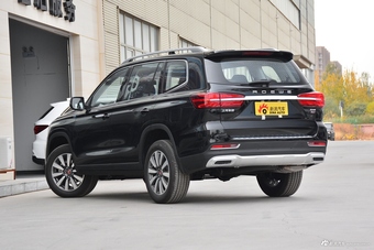 2018款荣威RX8 2.0T自动两驱旗舰版