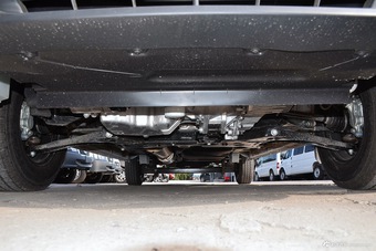 2017款新全顺2.0T中轴中顶汽油Gas 5/6座Kombi国5