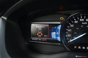 2017款探险者 2.3T自动精英版（白）