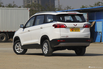 2018款五菱宏光S3 1.5T手动豪华型