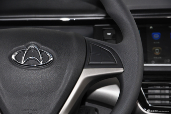 2017款欧尚1.5L手动精英型