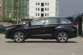 2018款汉兰达2.0T自动两驱豪华版7座