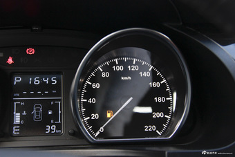 2015款众泰T600 2.0T自动豪华型 魅影黑