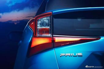 实拍|丰田新款普锐斯  新增四驱系统