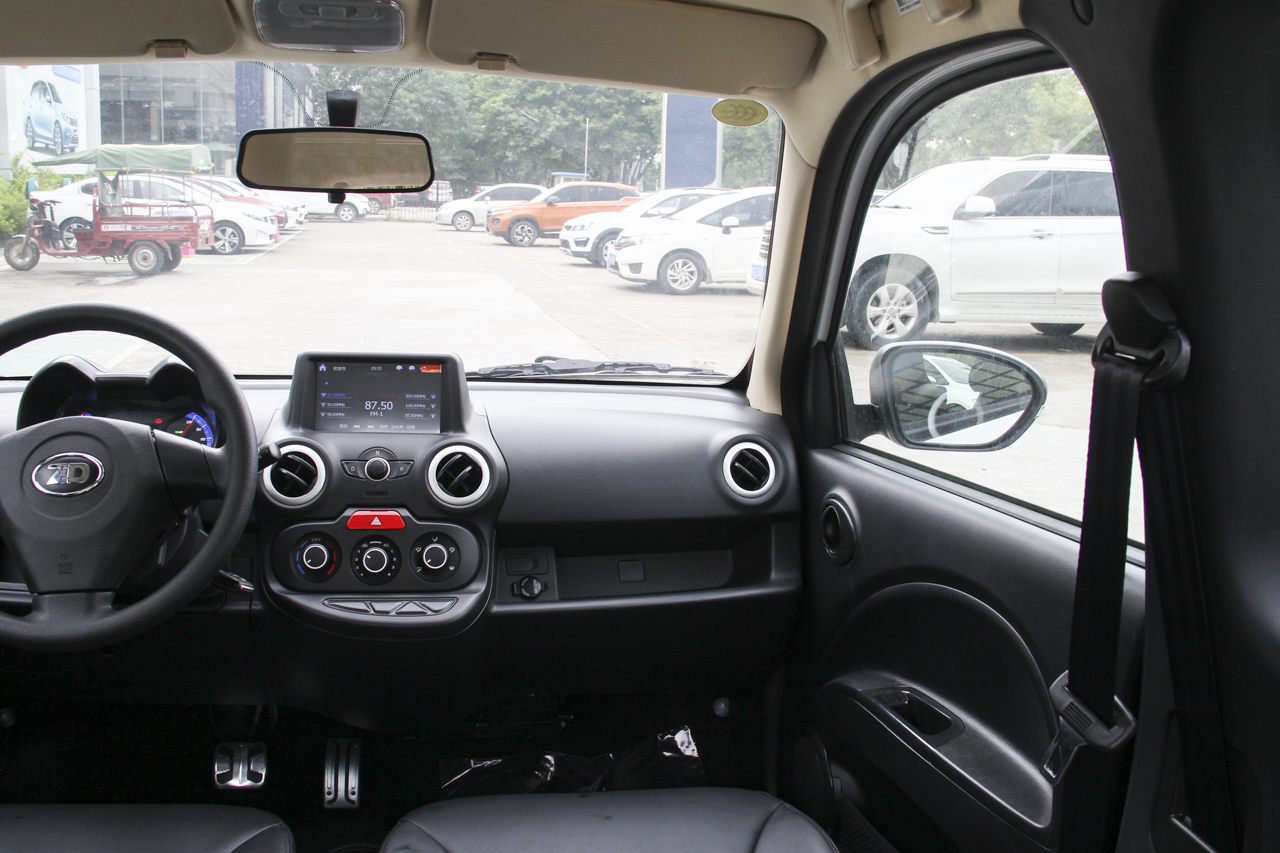  2017款知豆D2 乐享版