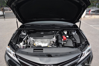 2018款凯美瑞2.0E自动领先版图片