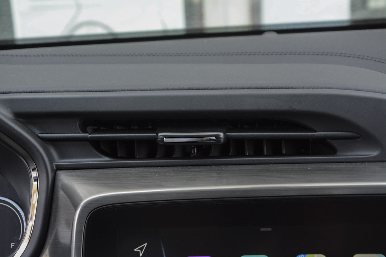 2018款瑞虎8 1.5T自动旗舰型 5座