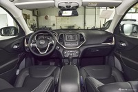 2016款自由光2.4L自动专业版 晶黑