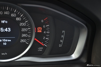 2017款沃尔沃XC60 2.0T自动T5智进升级版