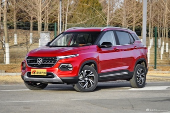 2018款宝骏510 1.5L自动周年特别版国V图片