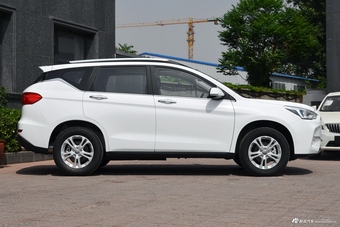 2018款哈弗M6 1.5T自动精英型