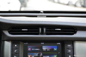 2017款捷豹XFL 2.0T自动200PS豪华版