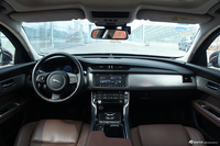 2017款捷豹XFL 2.0T自动240PS尊享版