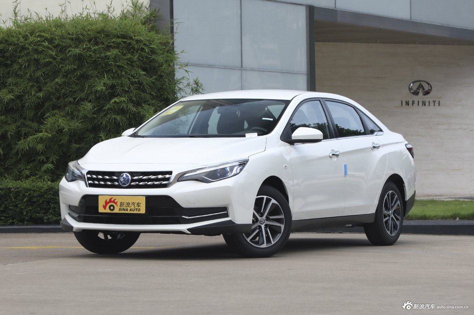 2018款启辰D60 1.6L自动舒适版