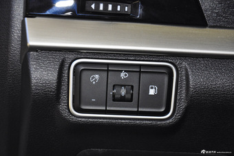 2015款哈弗H6 Coupe 2.0T自动两驱精英型