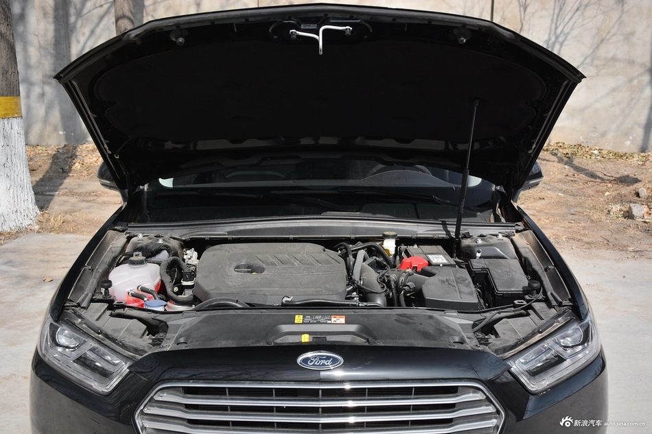 2017款金牛座改款1.5T自动豪华型EcoBoost 180