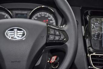 2016款骏派A70 1.6L自动技术型