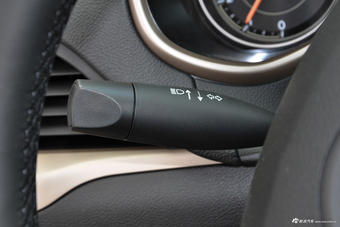 2017款自由光2.4L自动领先版智能包