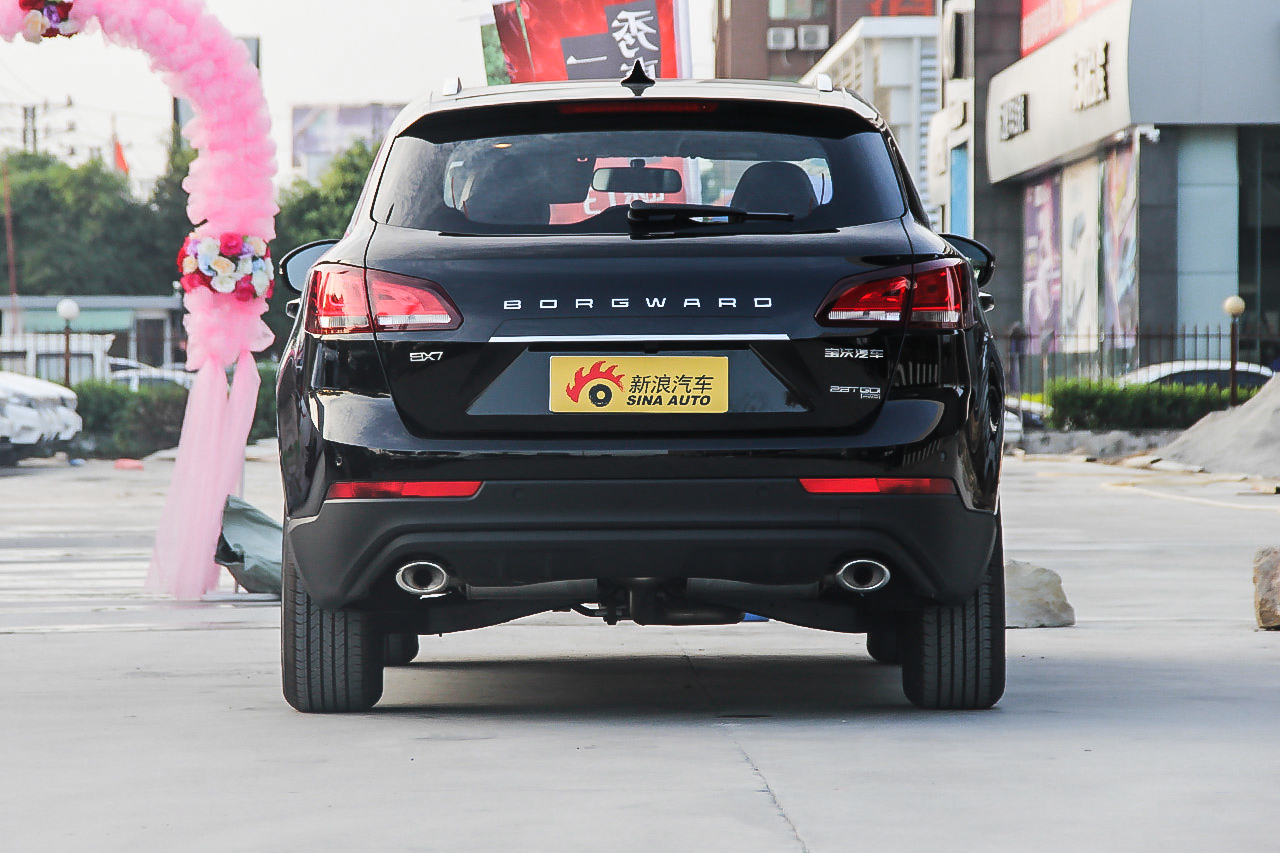 2016款宝沃BX7 2.0T自动四驱精英版28T