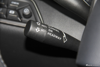 2017款红旗H7 2.0T自动尊贵型