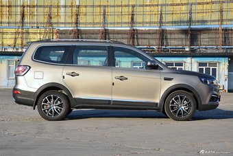 2016款风行SX6 1.6L自动豪华型