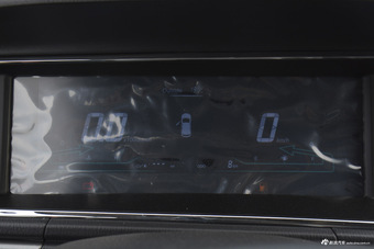 2016款长安欧尚1.5L手动精英型