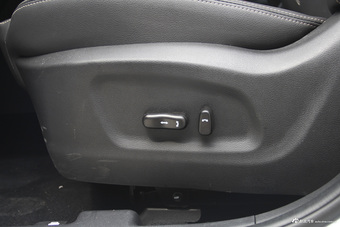 2016款斯威X7 1.5T手动尊贵型