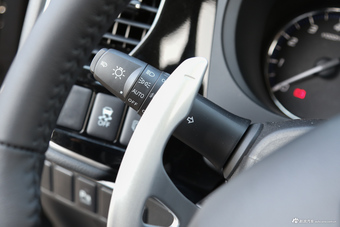 2016款欧蓝德2.4L自动四驱尊贵版7座