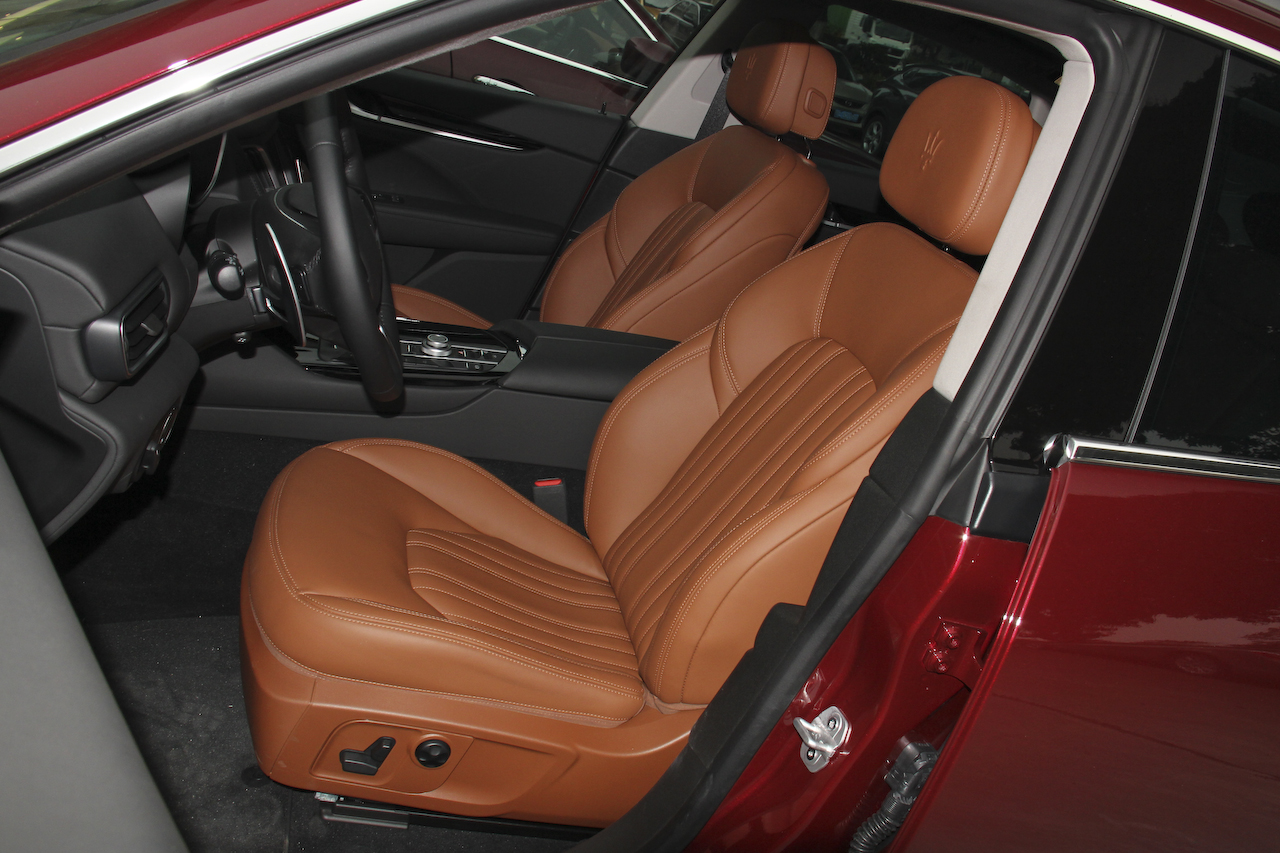 平行进口17款玛莎拉蒂Levante S 3.0T 美规（暂无参数）