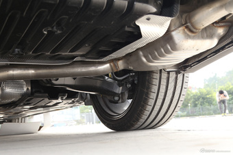 2016款奔驰E级E300L 豪华型 