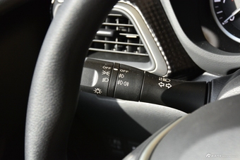 2019款LANNIA蓝鸟1.6L自动智联智酷版国V