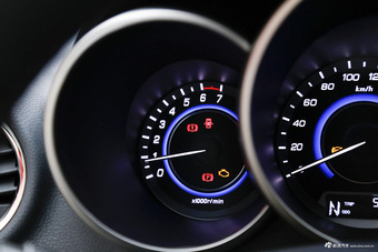 2015款逸动1.6L自动豪华型