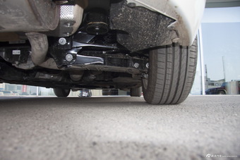 2016款宝马1系118i 1.5T自动领先型