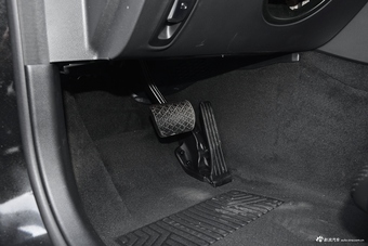 2018款奔驰E级改款2.0T自动 300L 运动豪华型