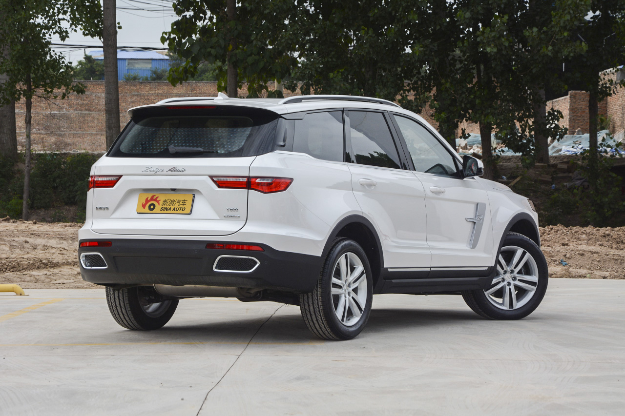  2018款众泰T800 2.0T自动尊享智联型7座