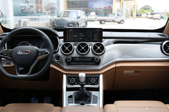 2017款野马T80 1.5T 手动炫动版